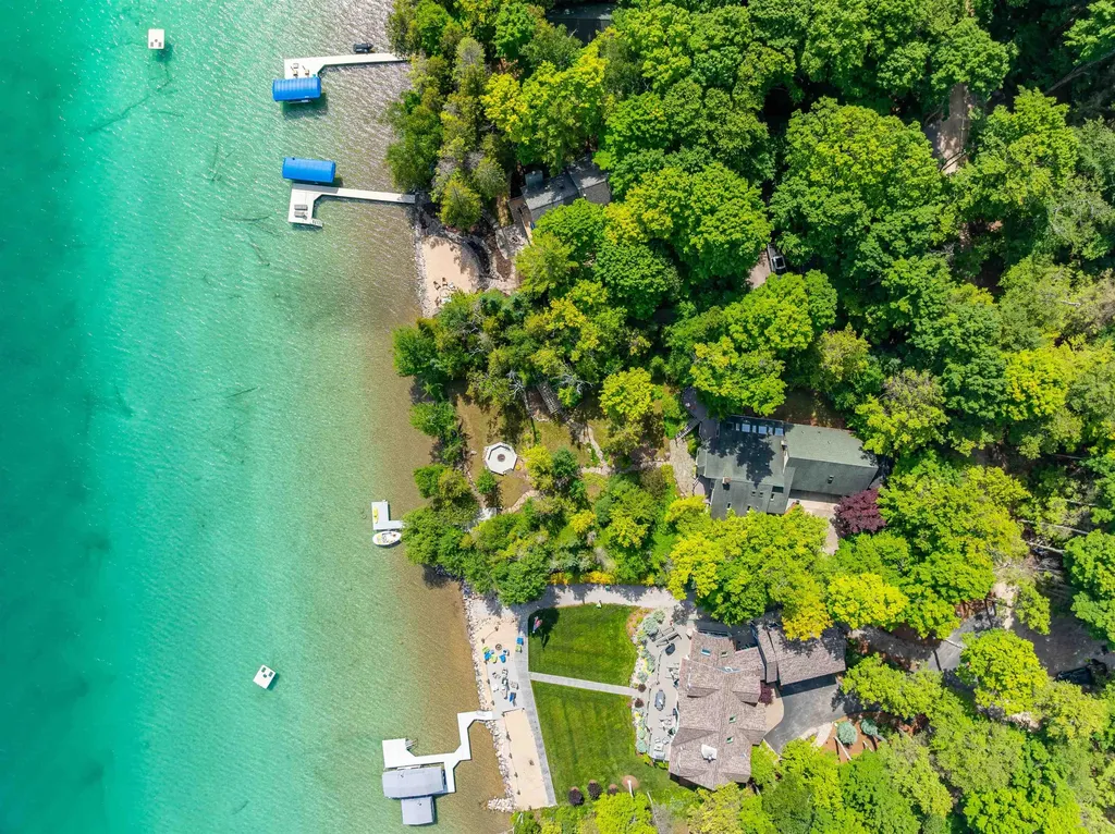 12246 Pineridge Trail Torch Lake Township MI 49648
