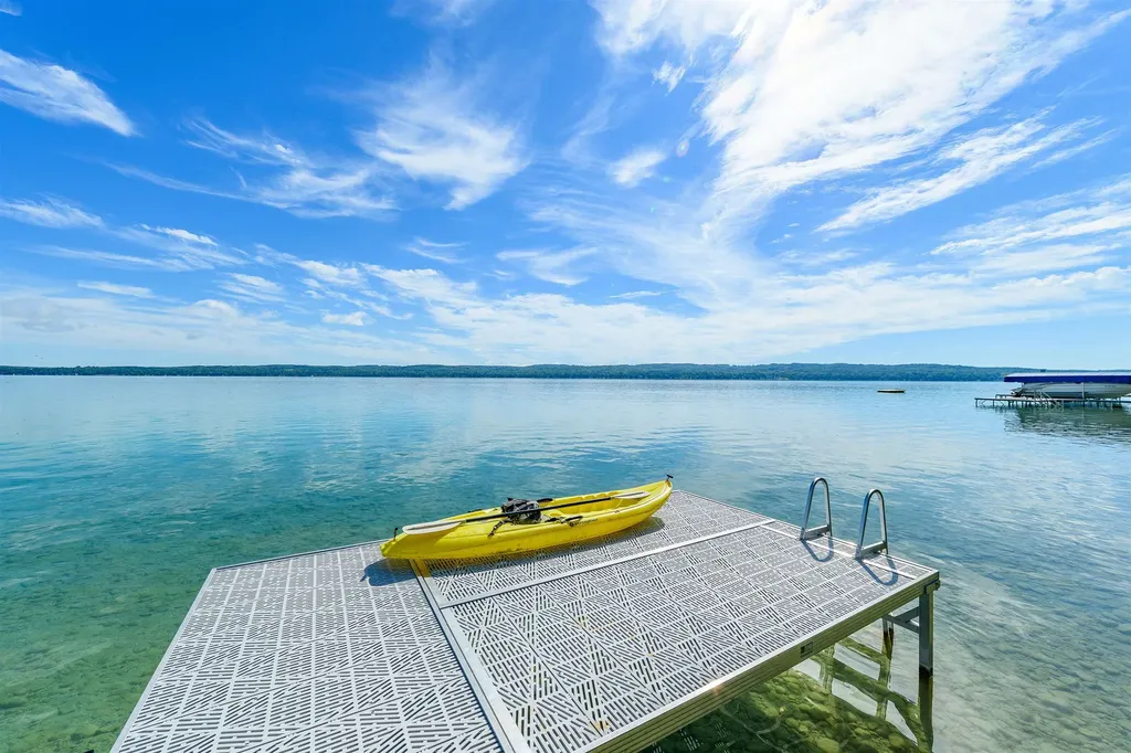 12246 Pineridge Trail Torch Lake Township MI 49648