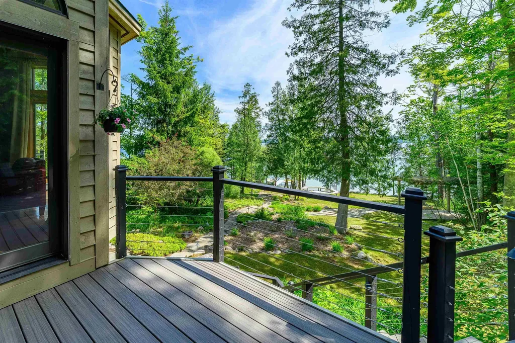 12246 Pineridge Trail Torch Lake Township MI 49648