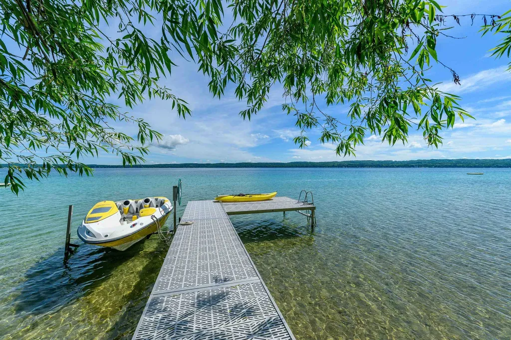 12246 Pineridge Trail Torch Lake Township MI 49648
