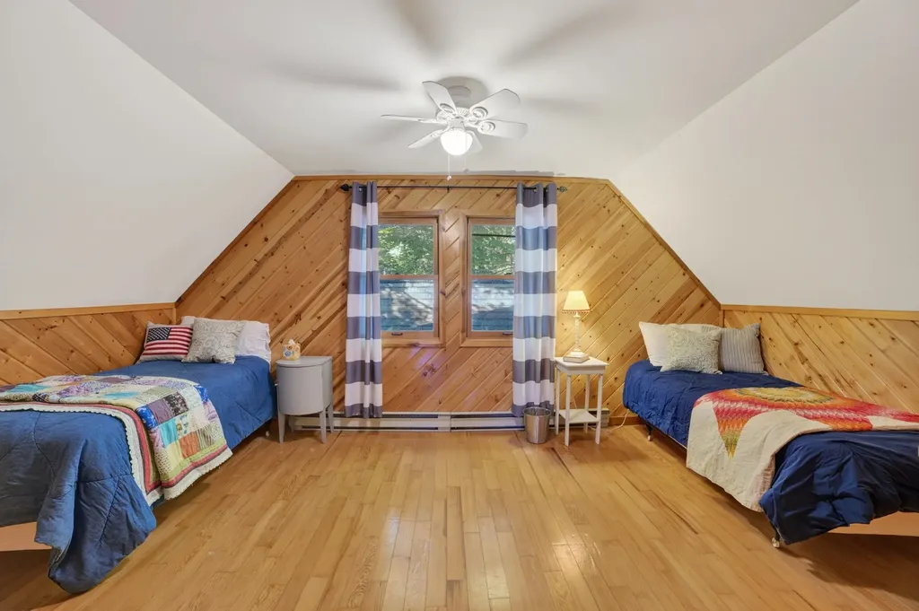 12246 Pineridge Trail Torch Lake Township MI 49648