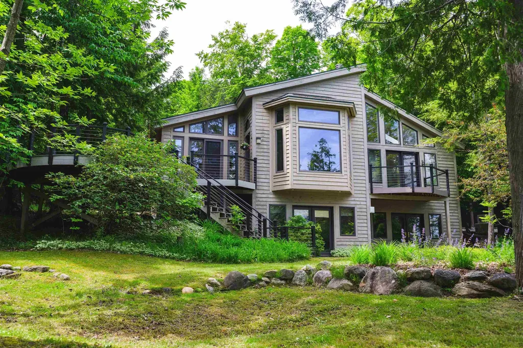 12246 Pineridge Trail Torch Lake Township MI 49648