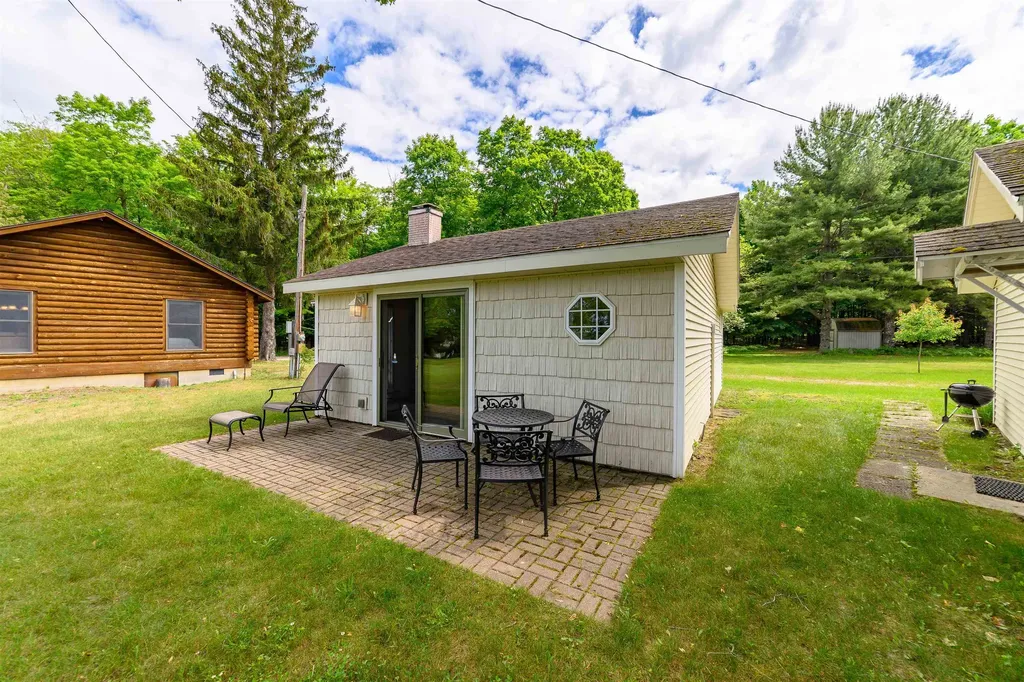 10862+ Torchlight Lane Central Lake Township MI 49622