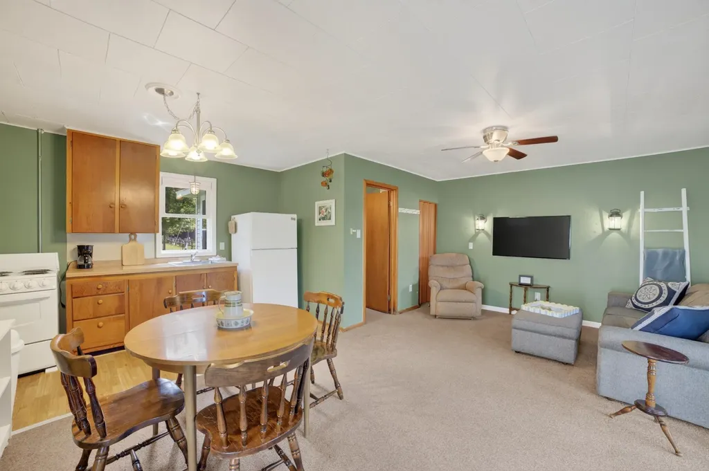 10862+ Torchlight Lane Central Lake Township MI 49622