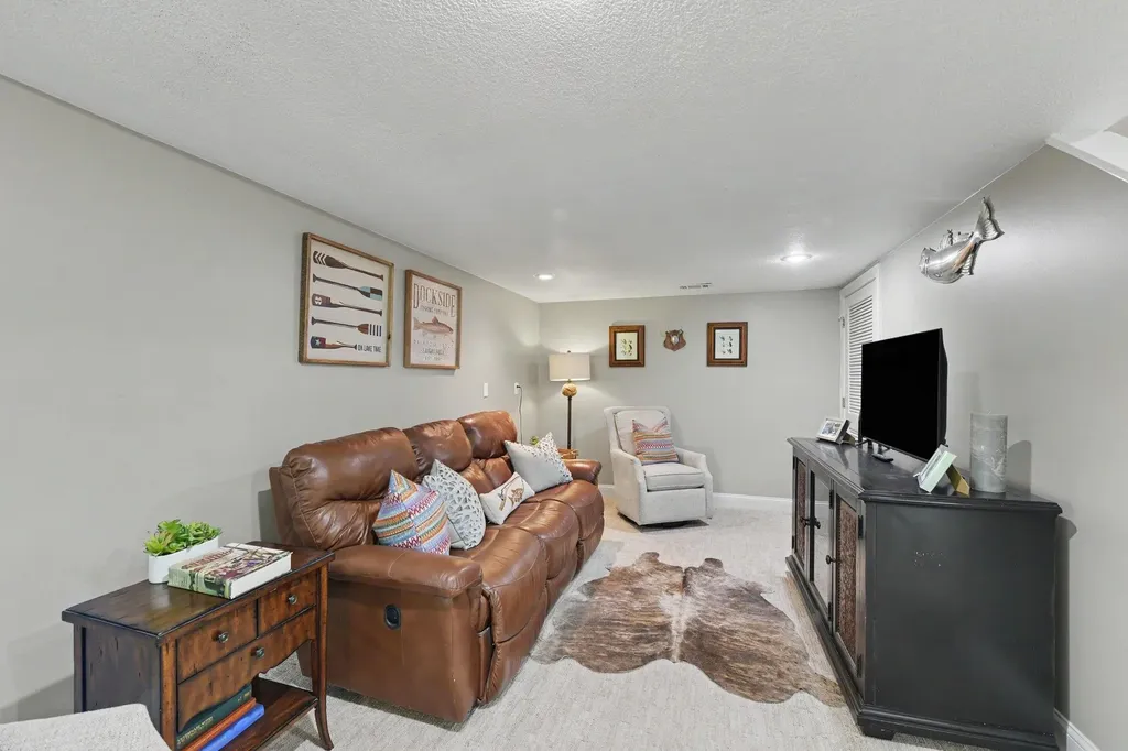 4272 Ridgemoor Drive Garfield Charter Township MI 49684
