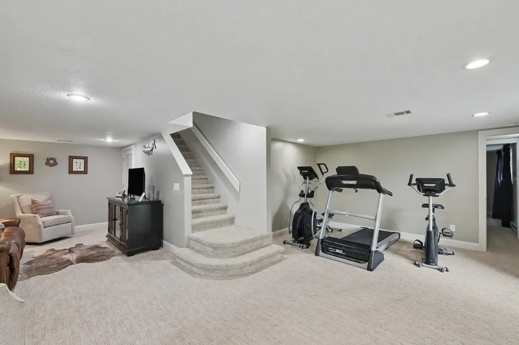 4272 Ridgemoor Drive Garfield Charter Township MI 49684