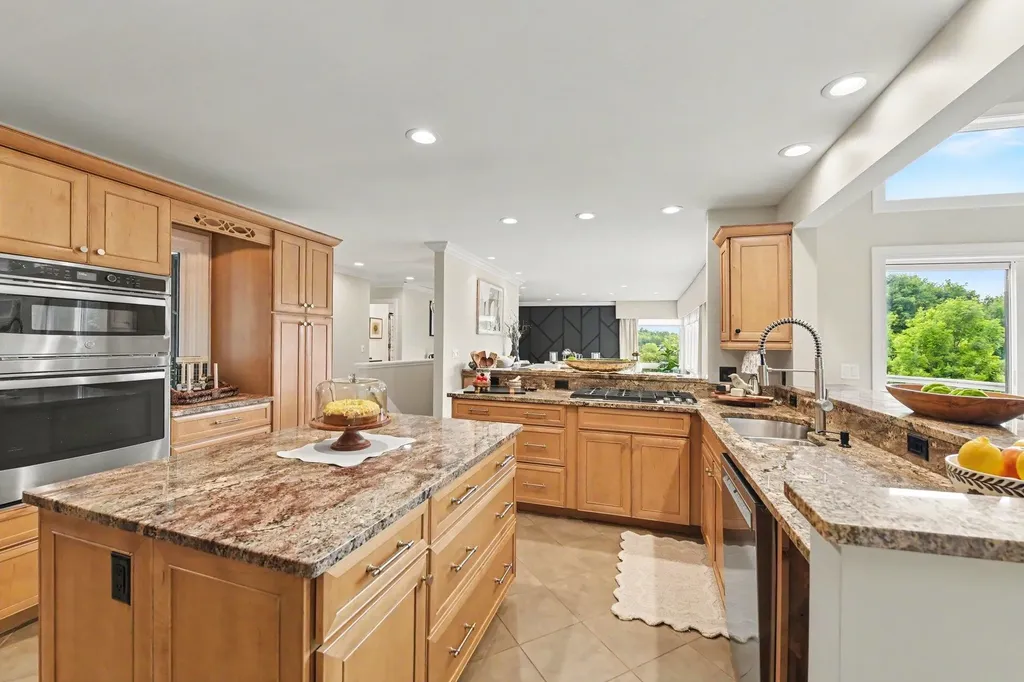 4272 Ridgemoor Drive Garfield Charter Township MI 49684
