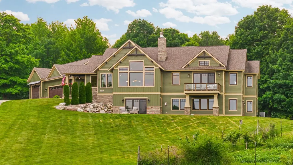 4796 Sunrise Lane Garfield Charter Township MI 49684