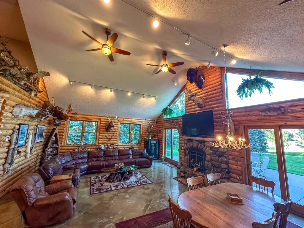 8157 NW Kellogg Road Clearwater Township MI 49612
