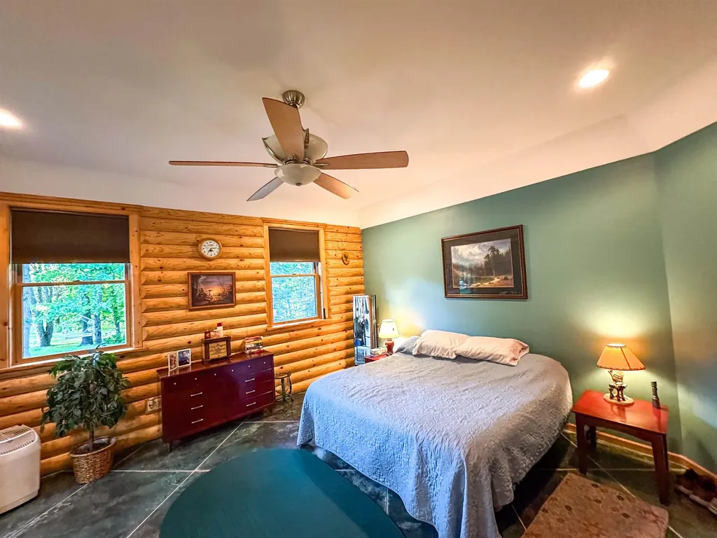 8157 NW Kellogg Road Clearwater Township MI 49612