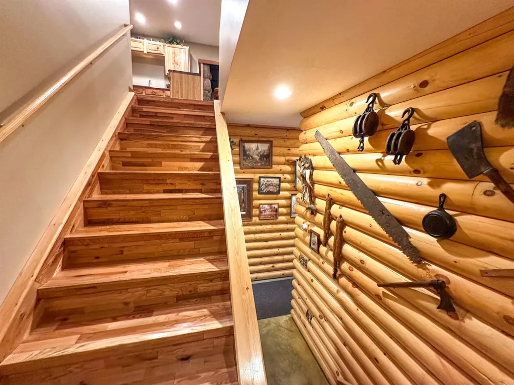 8157 NW Kellogg Road Clearwater Township MI 49612