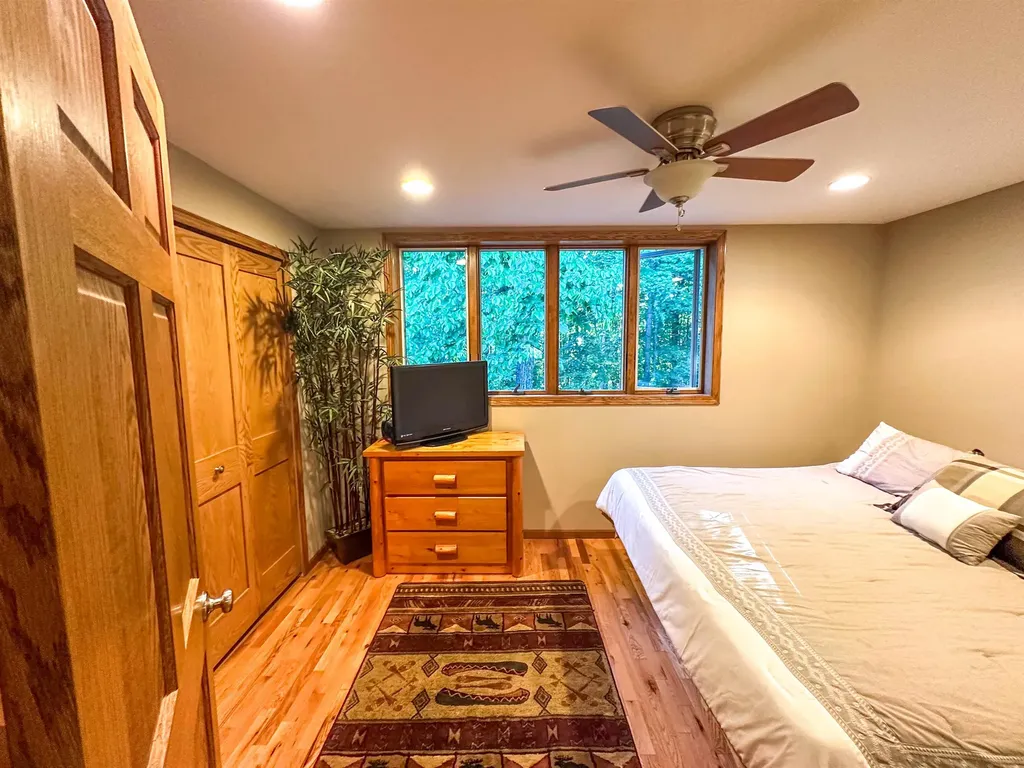 8157 NW Kellogg Road Clearwater Township MI 49612
