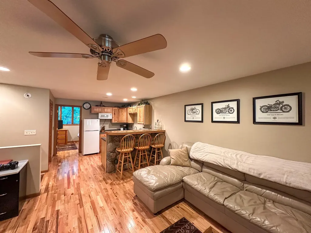 8157 NW Kellogg Road Clearwater Township MI 49612
