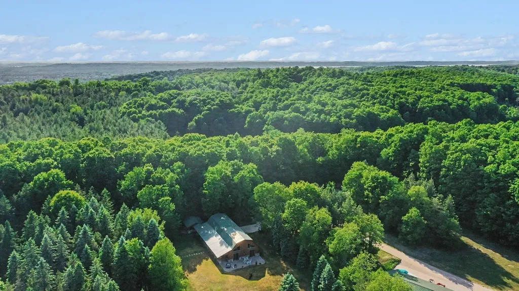 8157 NW Kellogg Road Clearwater Township MI 49612