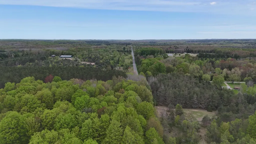Vl 19 Road Hanover Township MI 49649