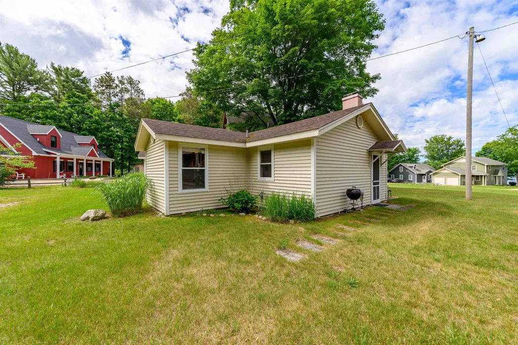 10836 Torchlight Lane Central Lake Township MI 49622