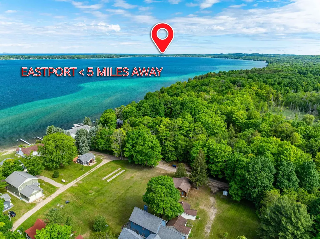 10836 Torchlight Lane Central Lake Township MI 49622