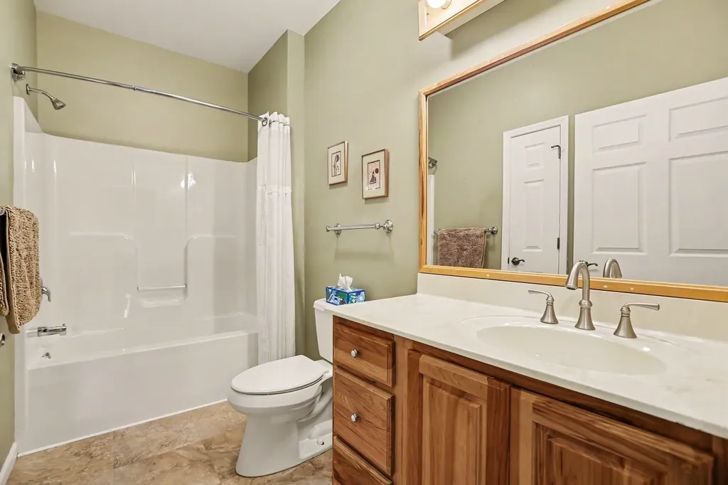 7774 E State Street Central Lake Township MI 49622