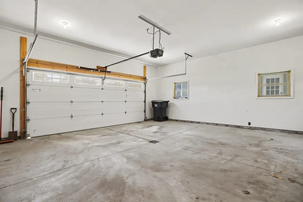 7774 E State Street Central Lake Township MI 49622