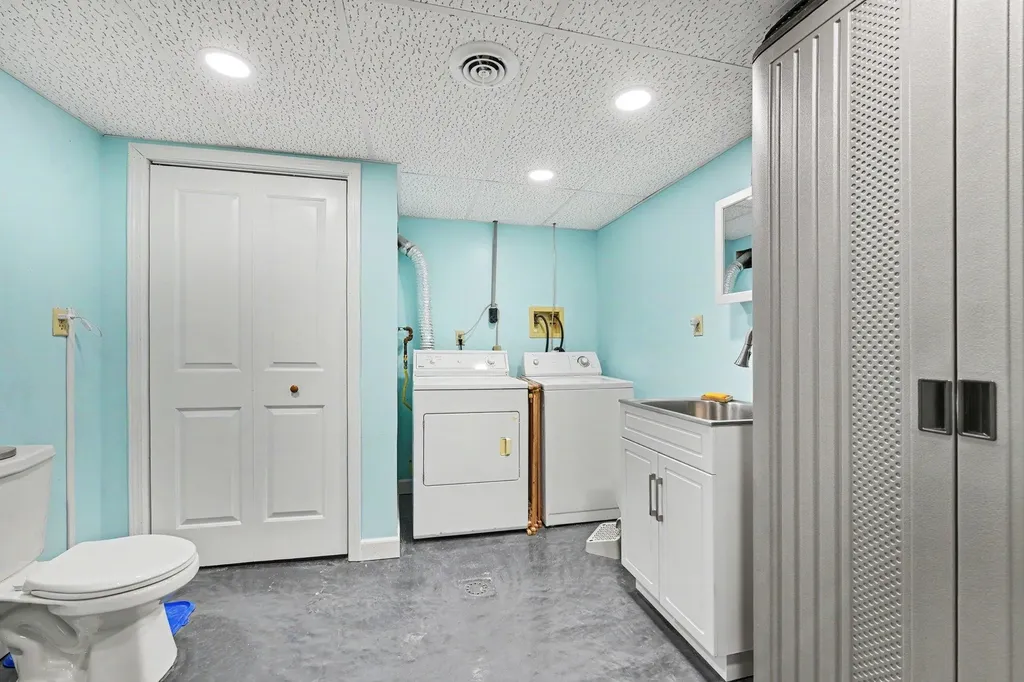 5218 Mitchell Road Central Lake Township MI 49622