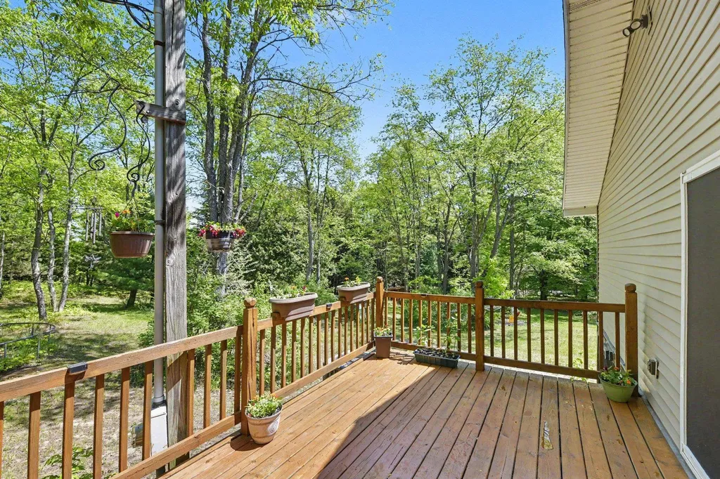 5218 Mitchell Road Central Lake Township MI 49622