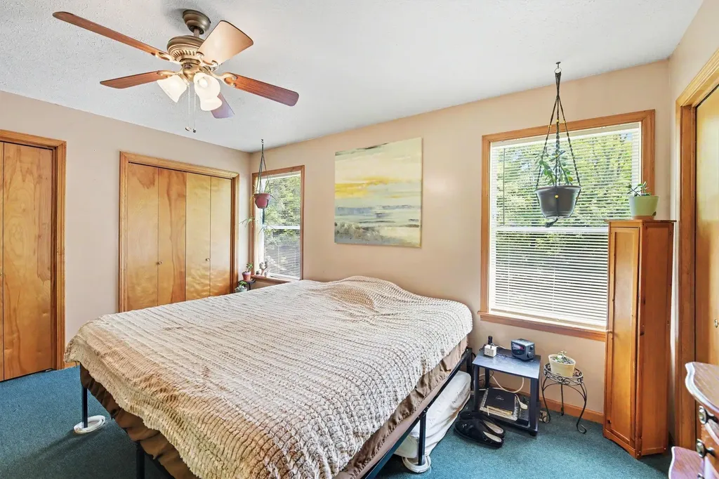 5218 Mitchell Road Central Lake Township MI 49622