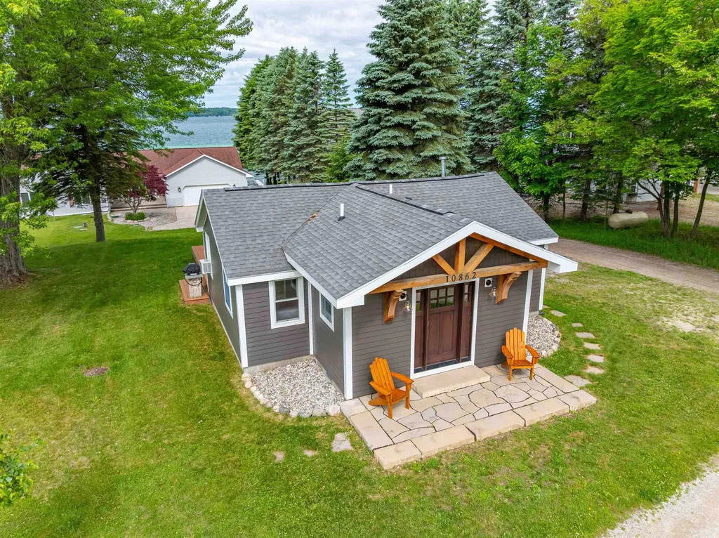 10862 Torchlight Lane Central Lake Township MI 49622