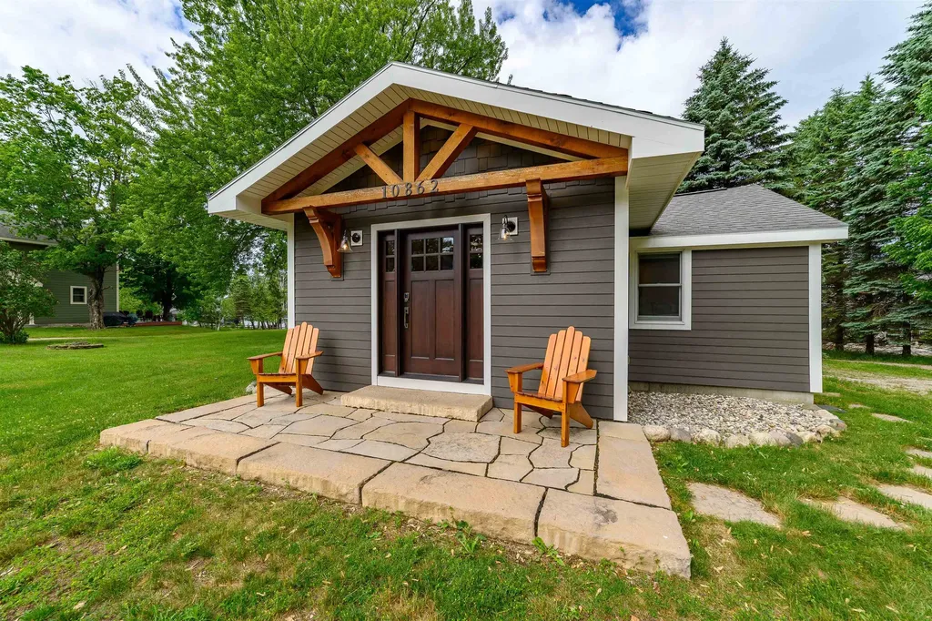 10862 Torchlight Lane Central Lake Township MI 49622