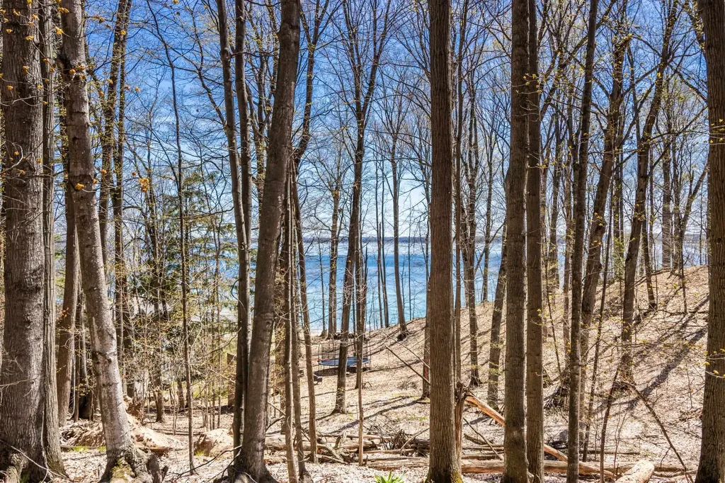 Lot 21 Moonrise Court Peninsula Township MI 49686