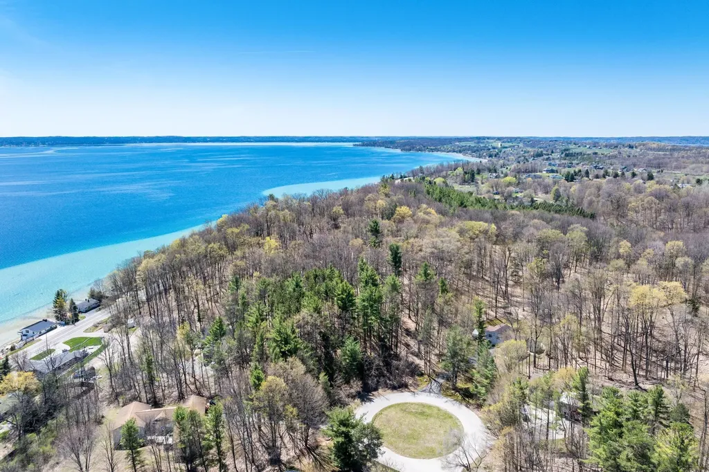 Lot 21 Moonrise Court Peninsula Township MI 49686