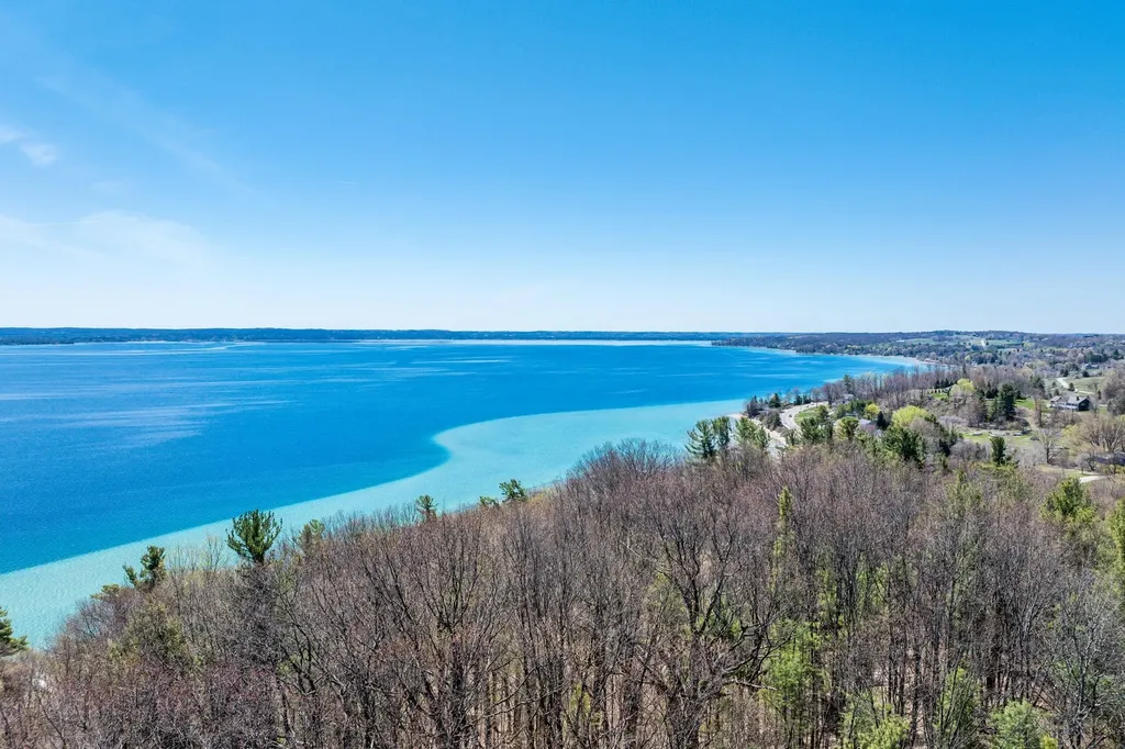 Lot 21 Moonrise Court Peninsula Township MI 49686