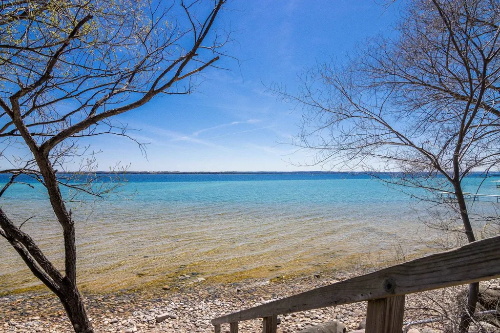 Lot 21 Moonrise Court Peninsula Township MI 49686