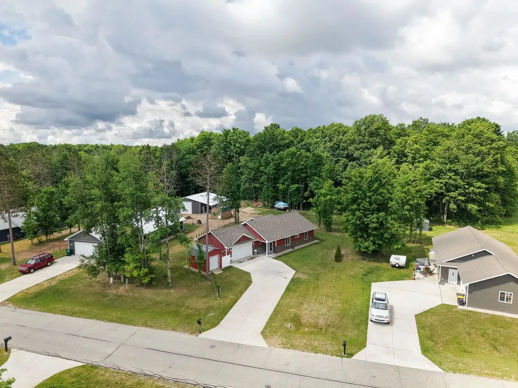 288 Cayo Drive Hanover Township MI 49620