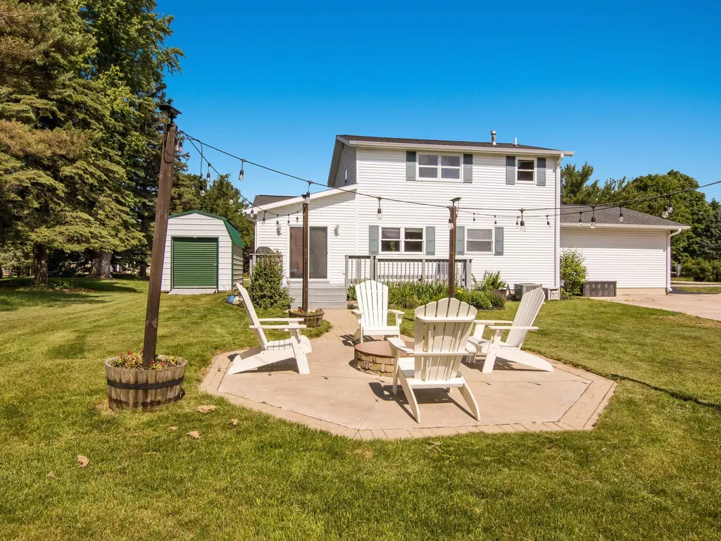 4434 Ridgemoor Drive Garfield Charter Township MI 49684
