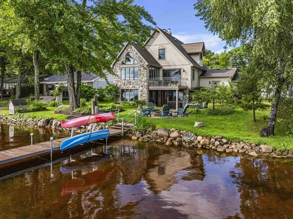 225 W Lake Drive Cherry Grove Township MI 49601
