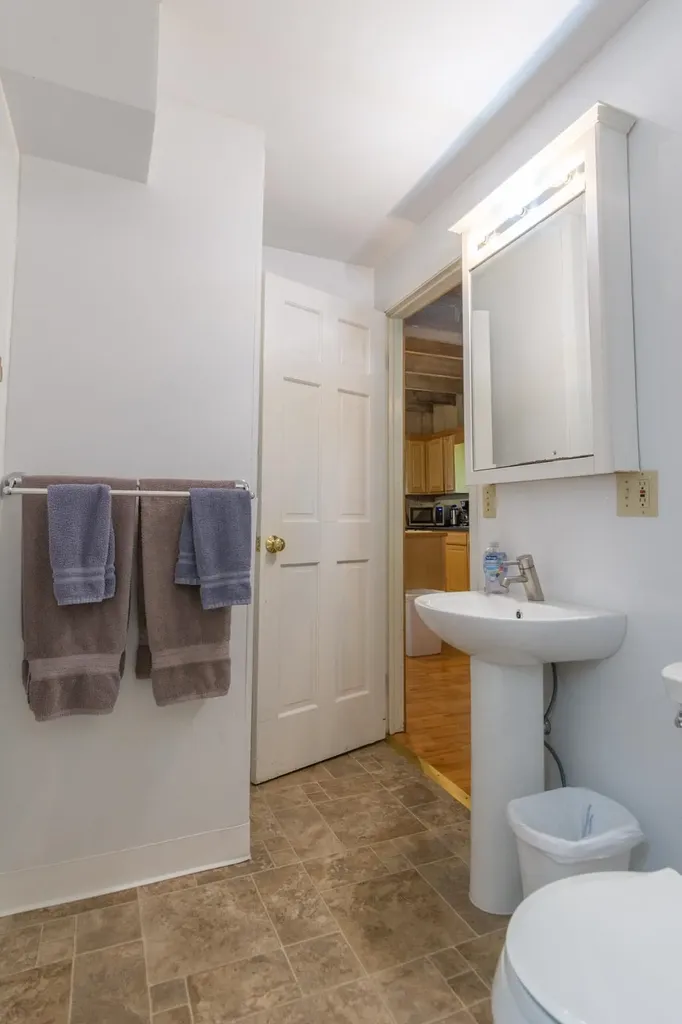 530 E Harbor Highway Cleveland Township MI 49664
