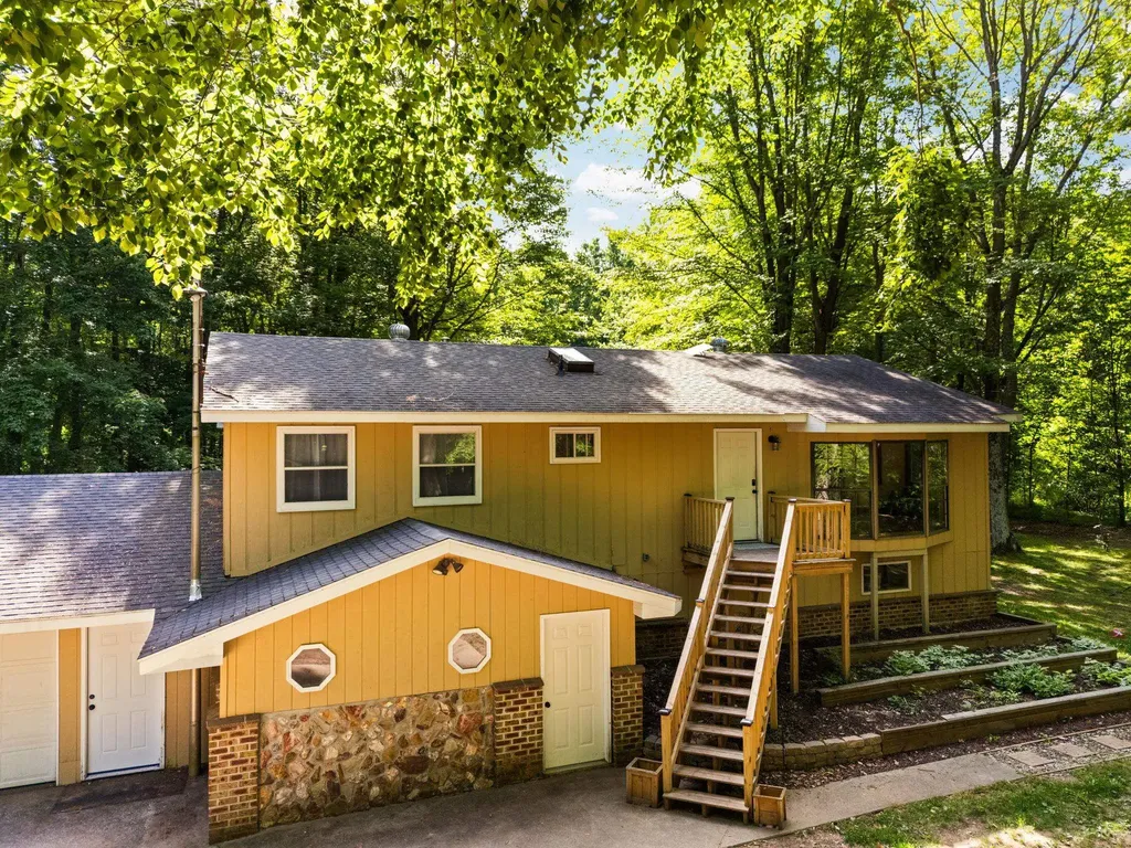3527 S 31 Road Selma Township MI 49601