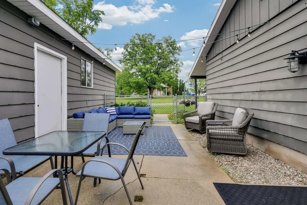 506 Prospect Street Lake City City MI 49651