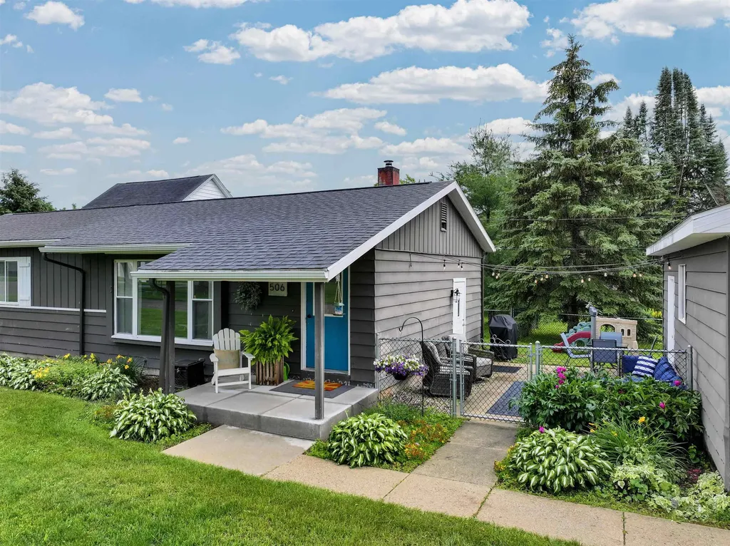 506 Prospect Street Lake City City MI 49651