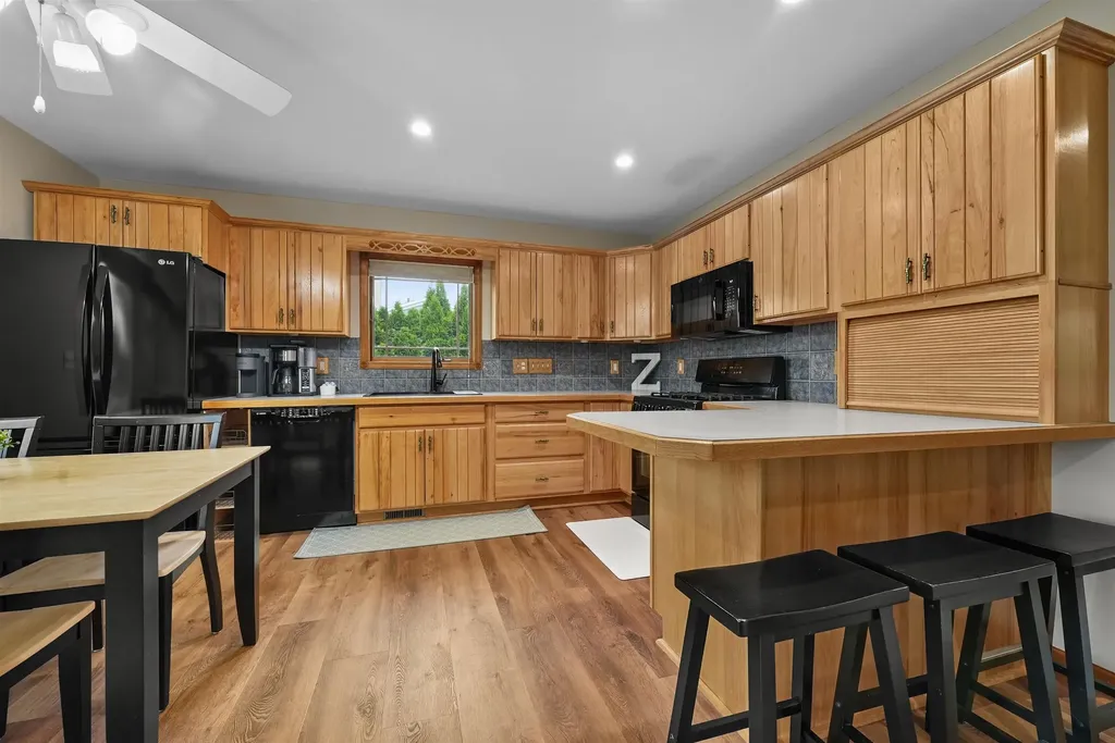 12511 SW Torch Lake Drive Milton Township MI 49676