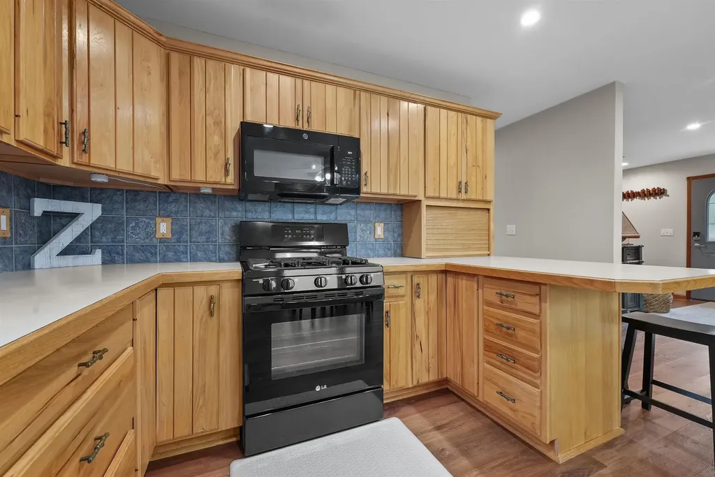 12511 SW Torch Lake Drive Milton Township MI 49676