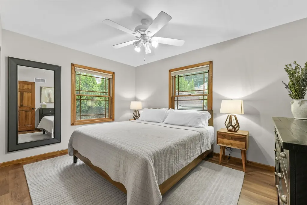 12511 SW Torch Lake Drive Milton Township MI 49676