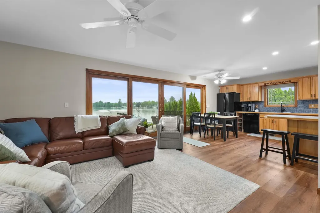 12511 SW Torch Lake Drive Milton Township MI 49676