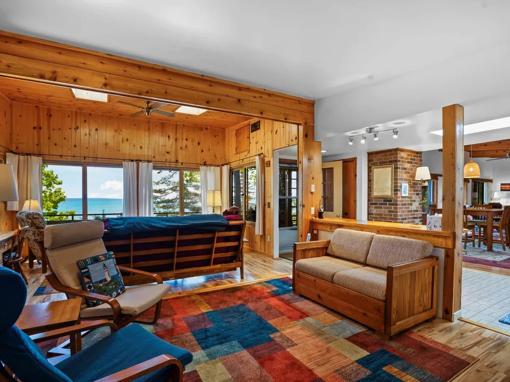 30520 East Side Drive Peaine Township MI 49782