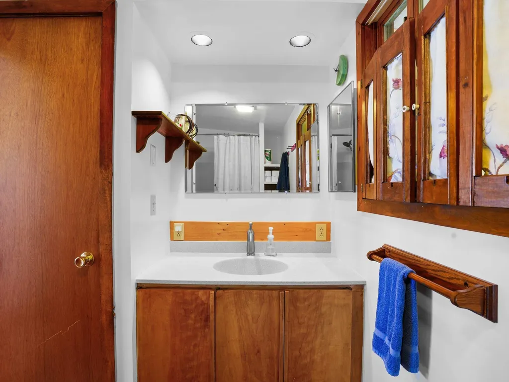 30520 East Side Drive Peaine Township MI 49782
