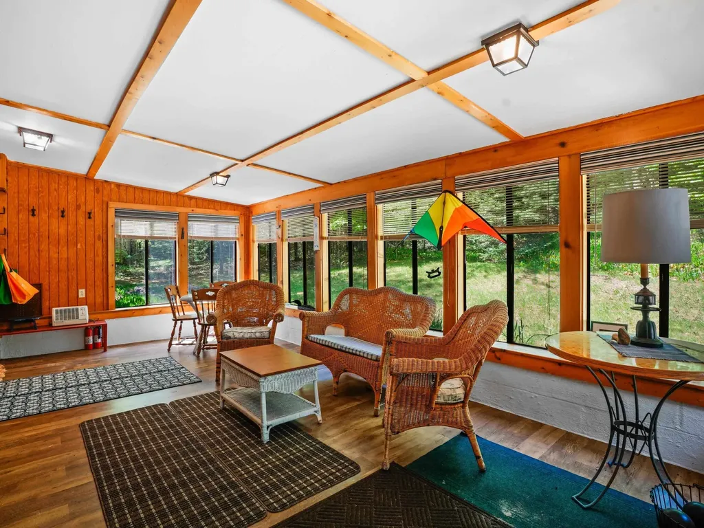 30520 East Side Drive Peaine Township MI 49782
