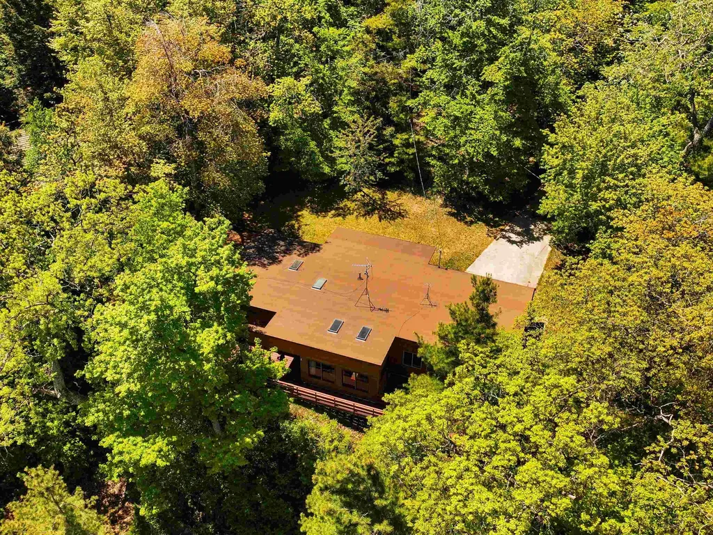 30520 East Side Drive Peaine Township MI 49782