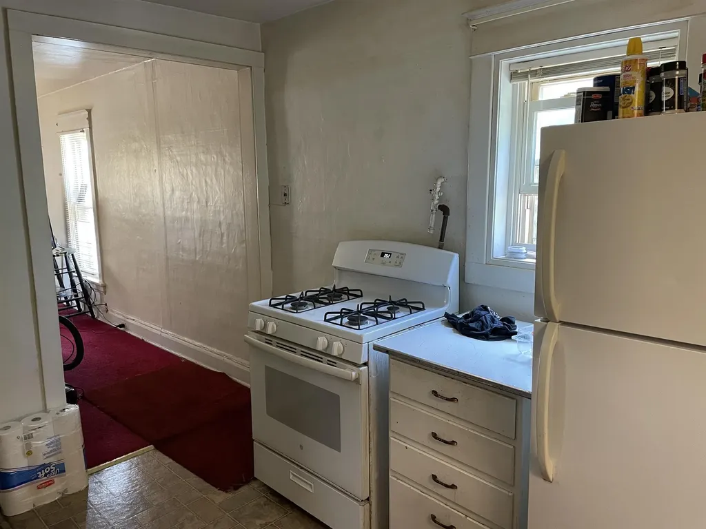 411 S Simons Street Cadillac City MI 49601