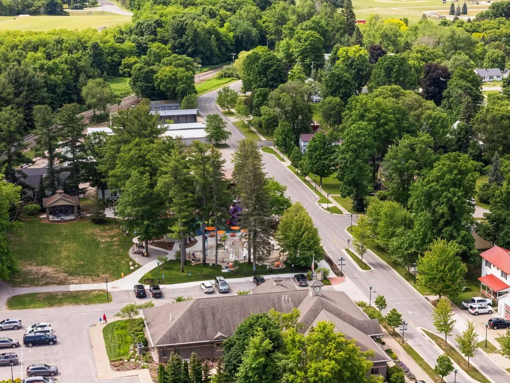 106 N Brownson Paradise Township MI 49649