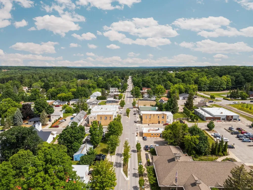 106 N Brownson Paradise Township MI 49649
